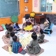 भाषांचा पूल बांधताना